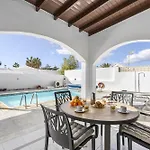Eva - Vipvipvillas Willa *